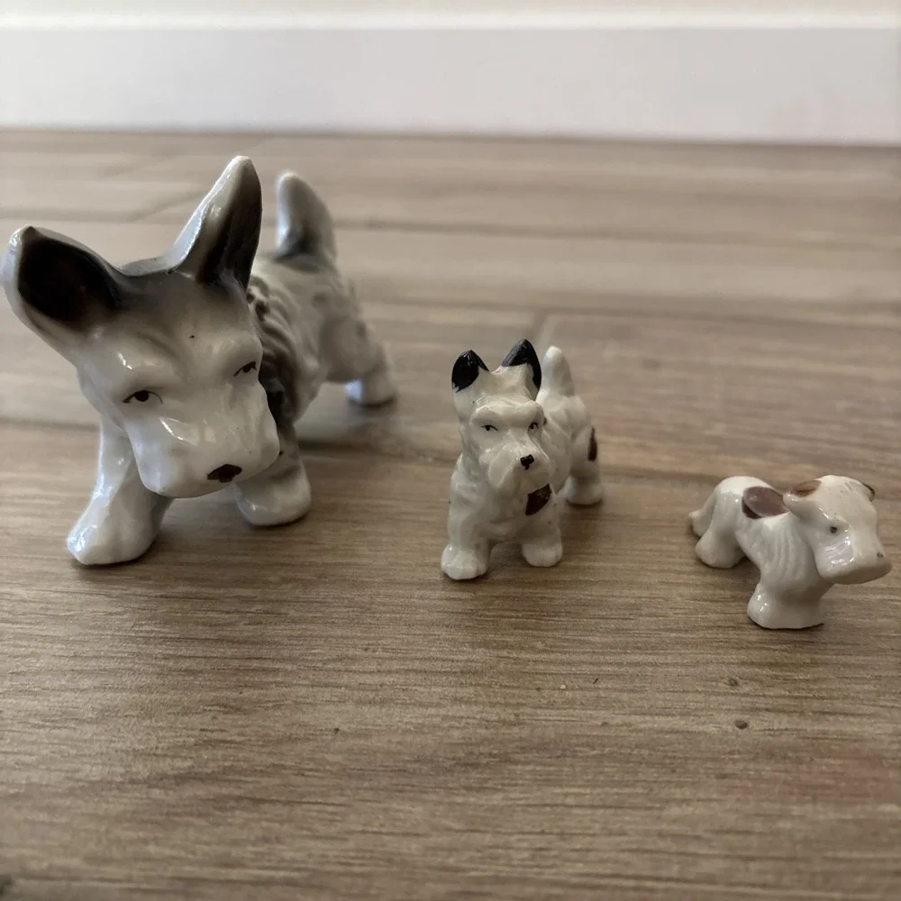 Porcelain Scottie‎ Dog Figurines Scottish Terriers (3 Total)
